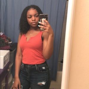 Meet your Posher, Arianna